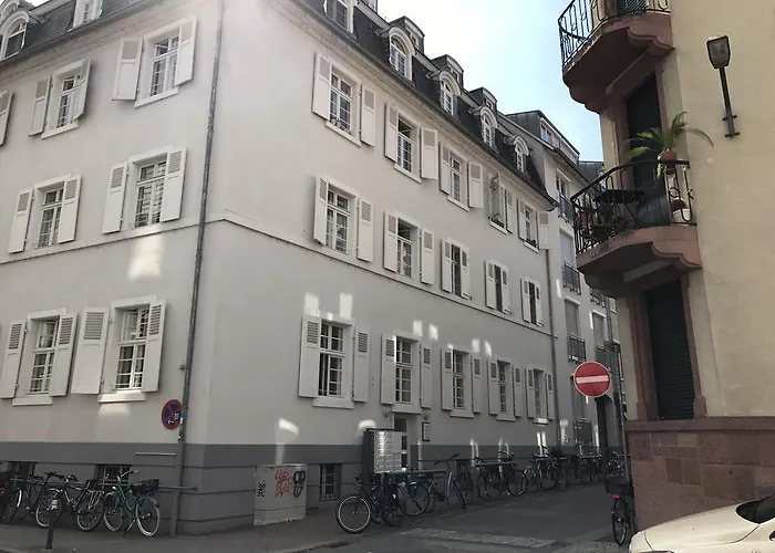 2 Zimmer Appartement am Bismarckplatz Heidelberg